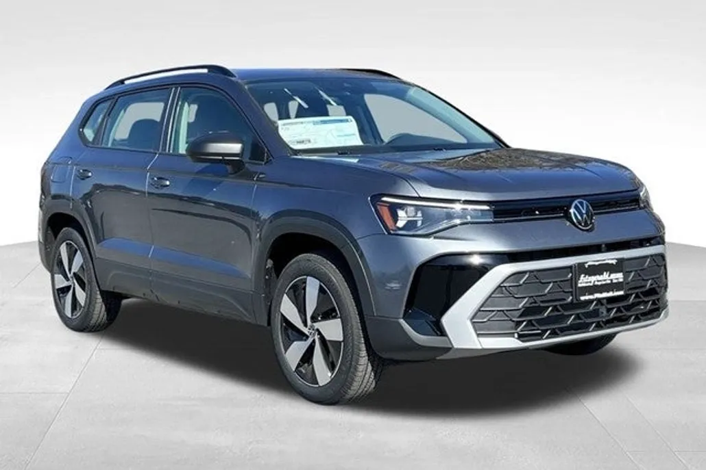 2025 Volkswagen Taos S photo 1
