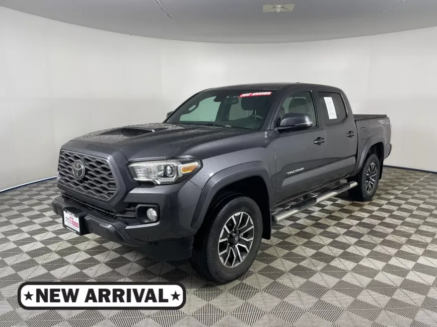 2020 Toyota Tacoma TRD Sport photo 1