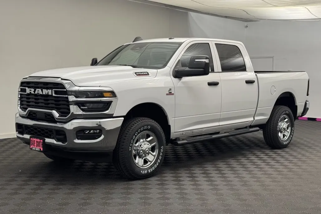 2025 Ram 2500 Tradesman photo 1