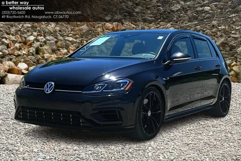 2019 Volkswagen Golf R 4Motion photo 1