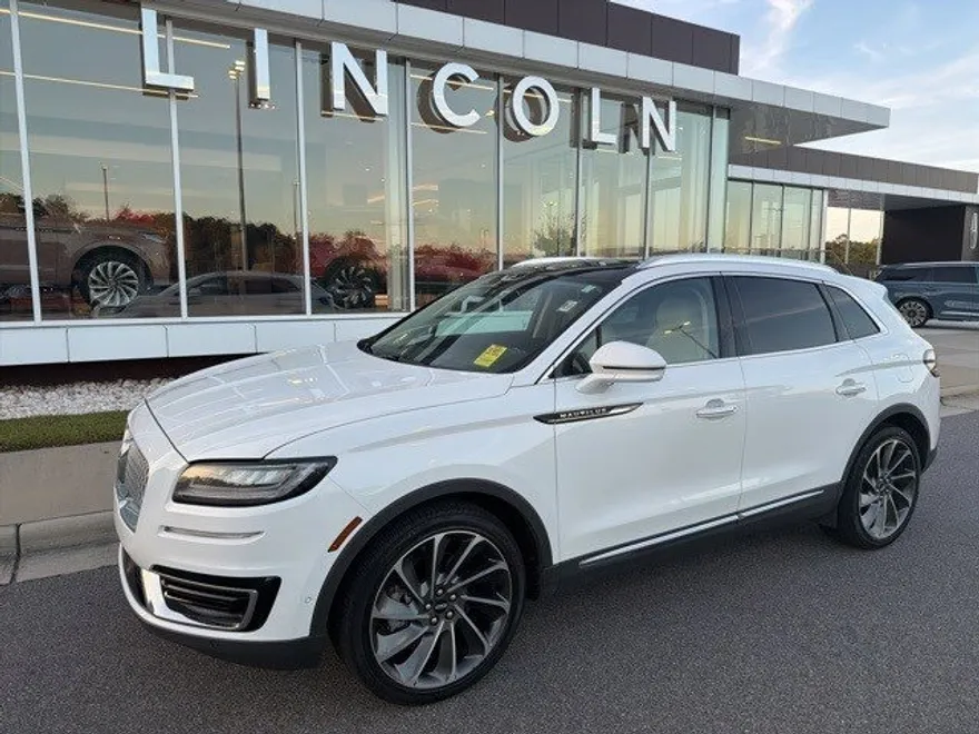 2020 Lincoln Nautilus Reserve photo 1