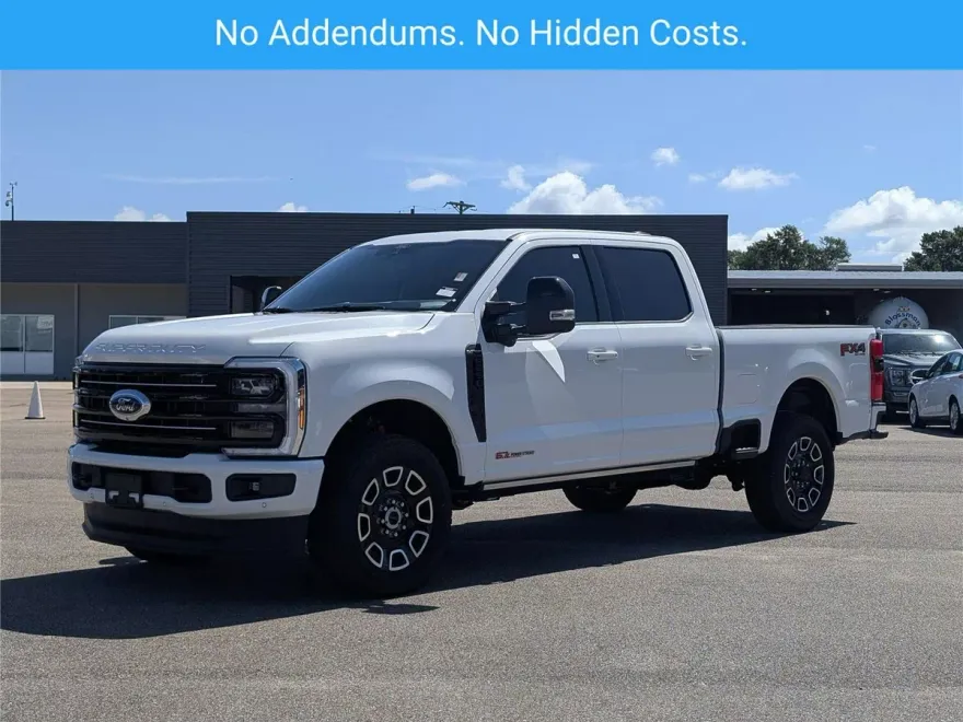 2025 Ford F-250 Platinum photo 1