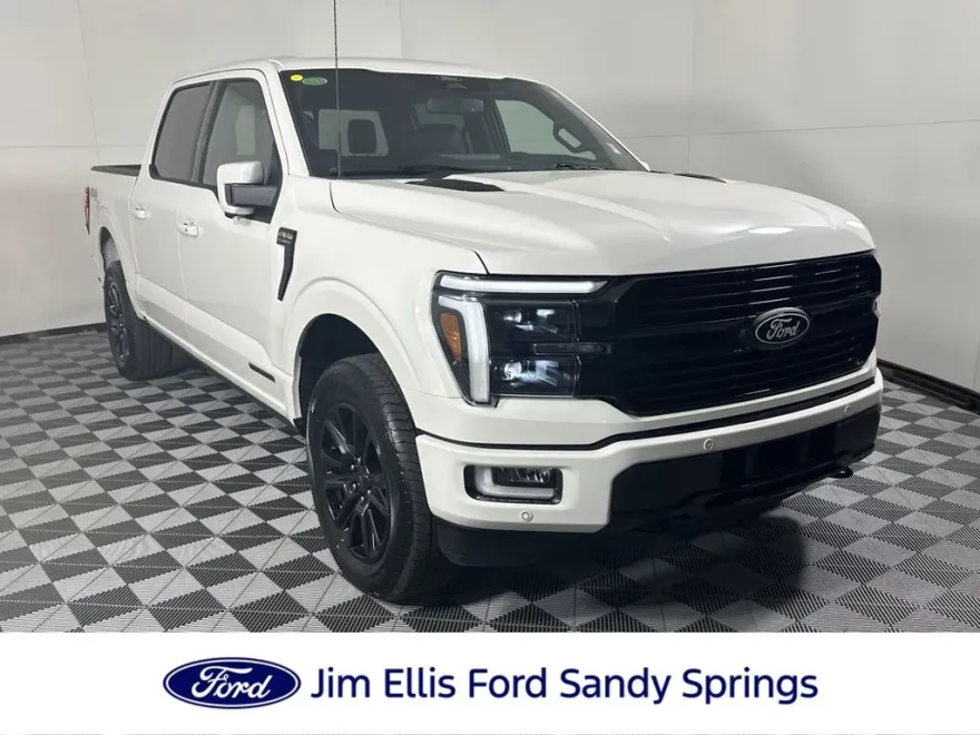 2025 Ford F-150 Platinum photo 1