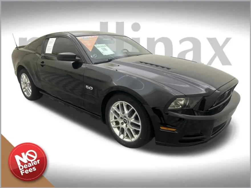 2013 Ford Mustang GT Premium photo 1