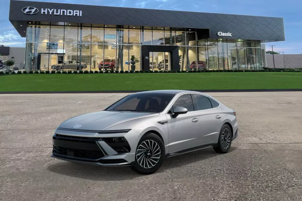 2025 Hyundai Sonata Hybrid SEL photo 1
