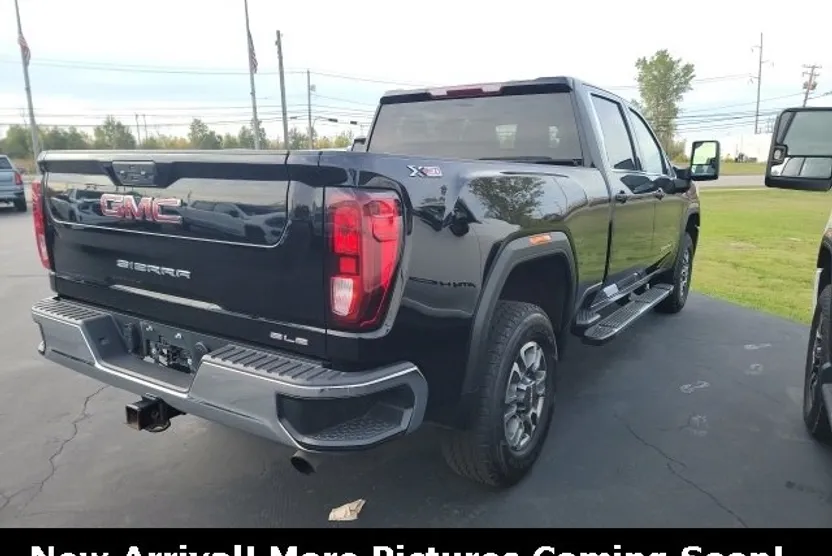 2024 Gmc Sierra 2500 HD SLE photo 1