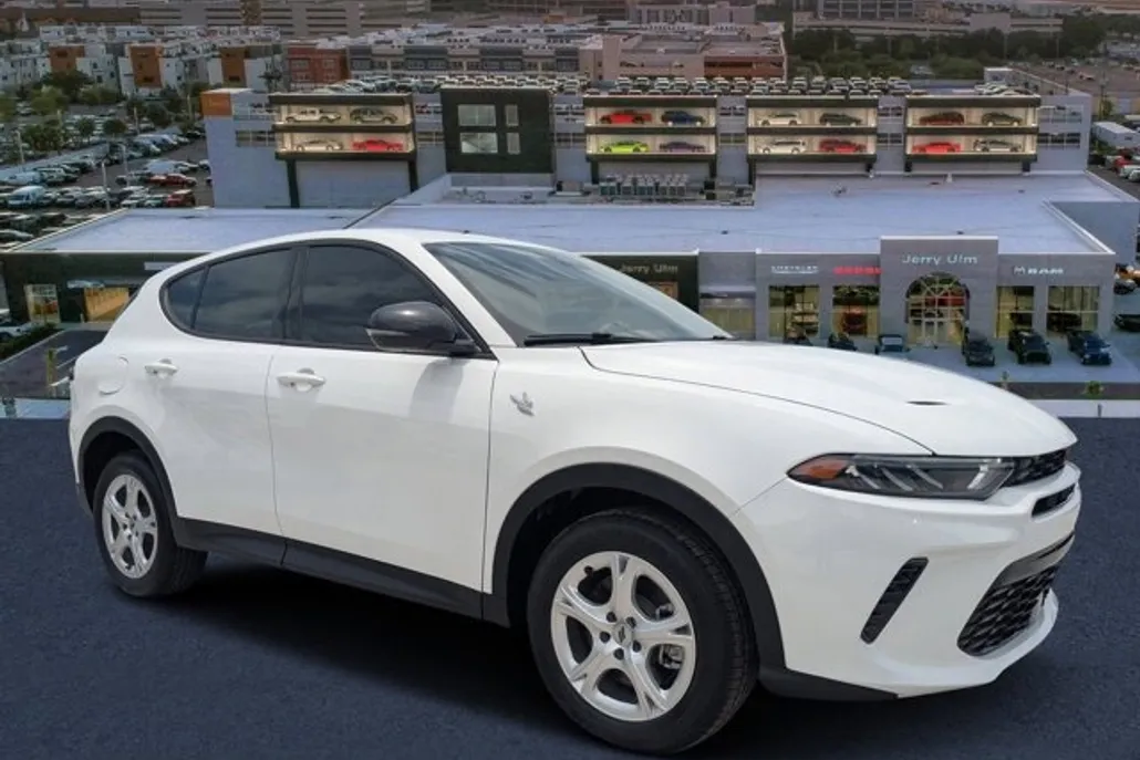 2025 Dodge Hornet GT photo 1