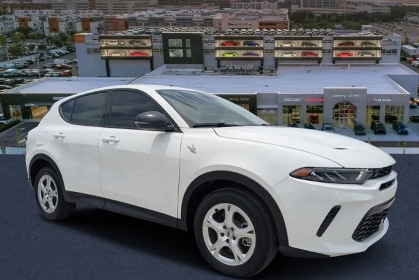 2025 Dodge Hornet GT photo 1