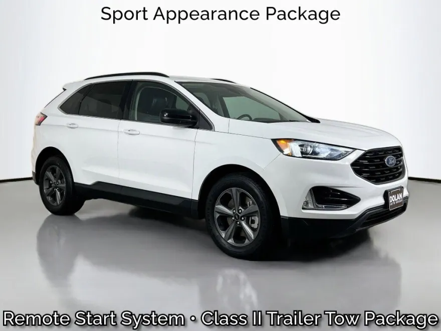 2022 Ford Edge SEL photo 1