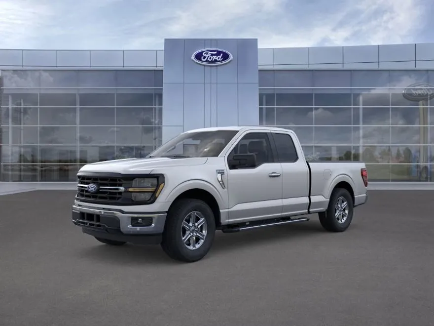 2025 Ford F-150 XLT photo 1