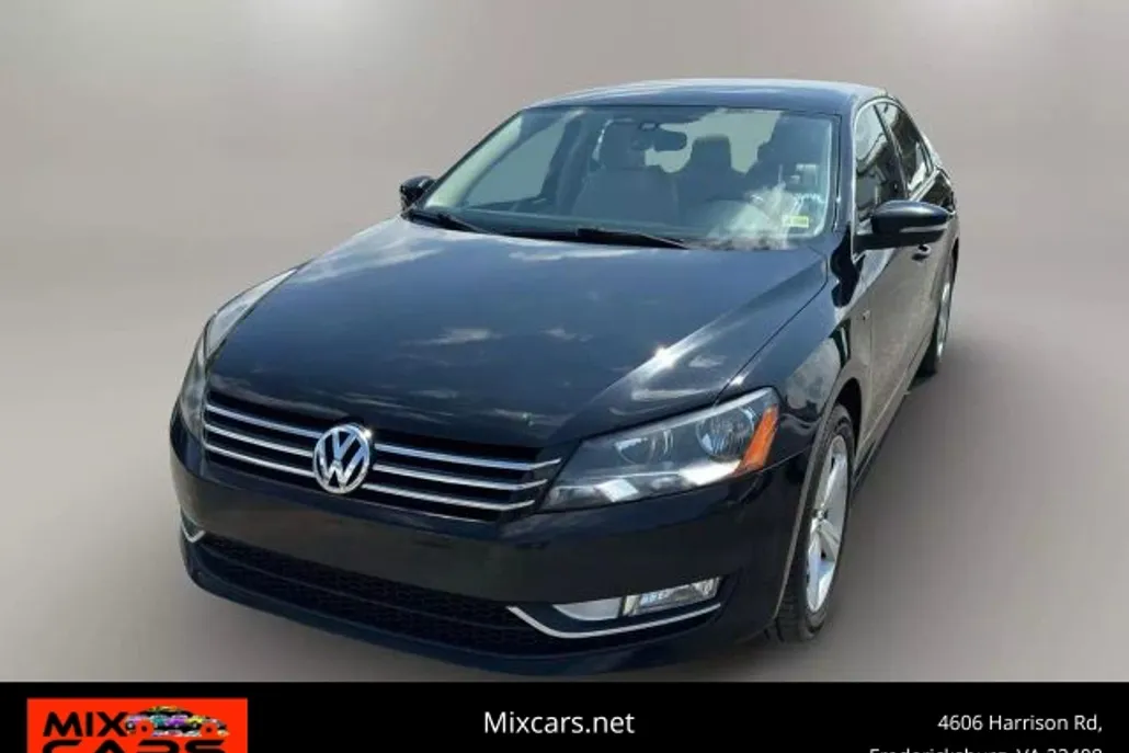 2015 Volkswagen Passat Limited photo 1
