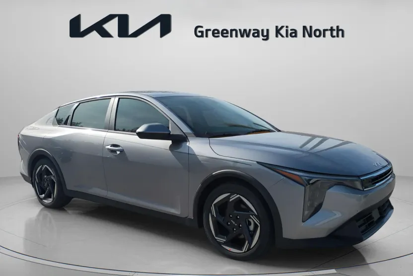 2025 Kia K4 EX photo 1