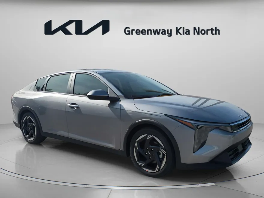 2025 Kia K4 EX photo 1