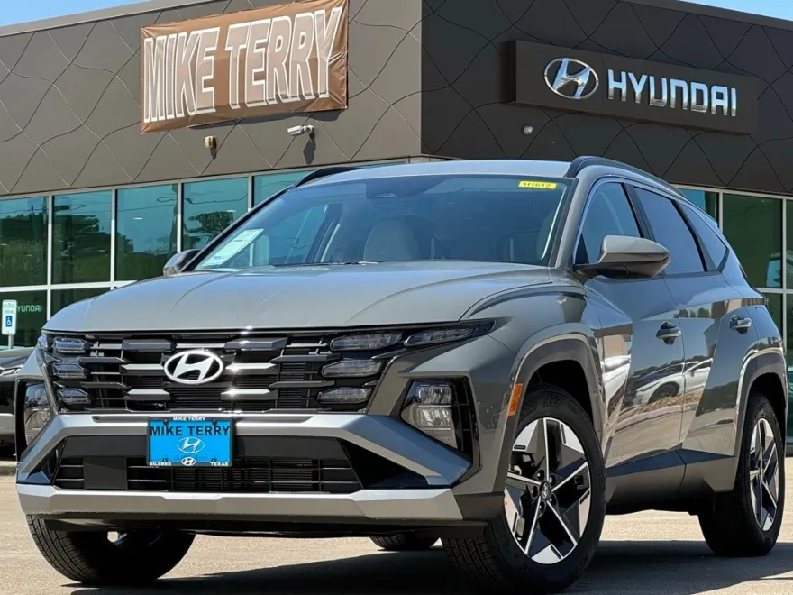 2025 Hyundai Tucson SEL photo 1