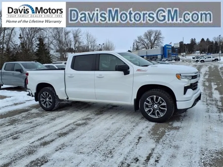2024 Chevrolet Silverado 1500 RST photo 1