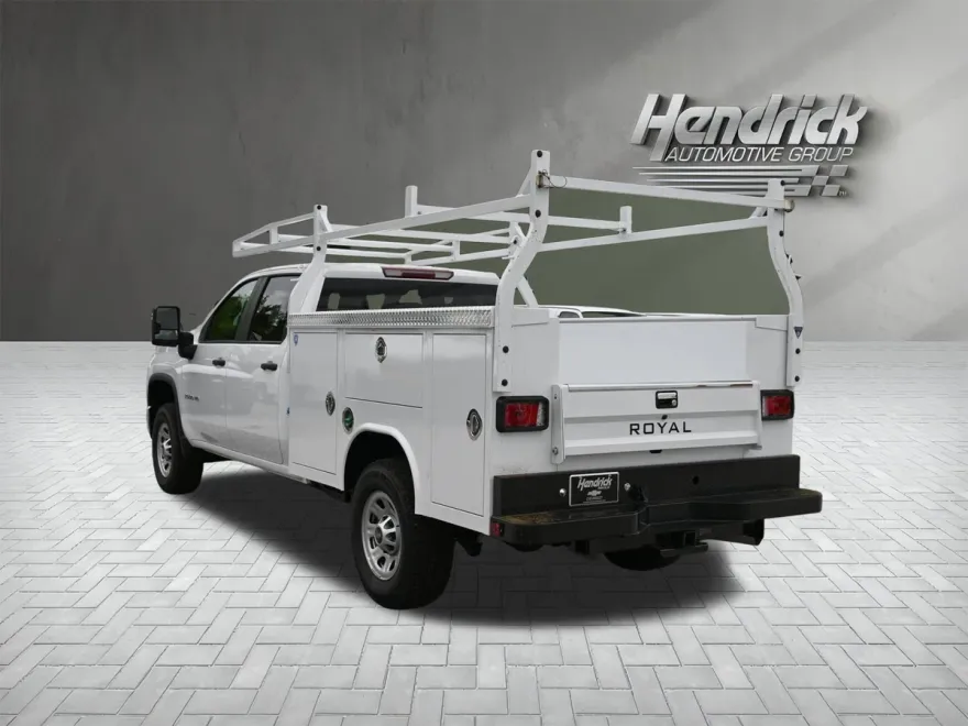 2025 Chevrolet Silverado 3500HD photo 1