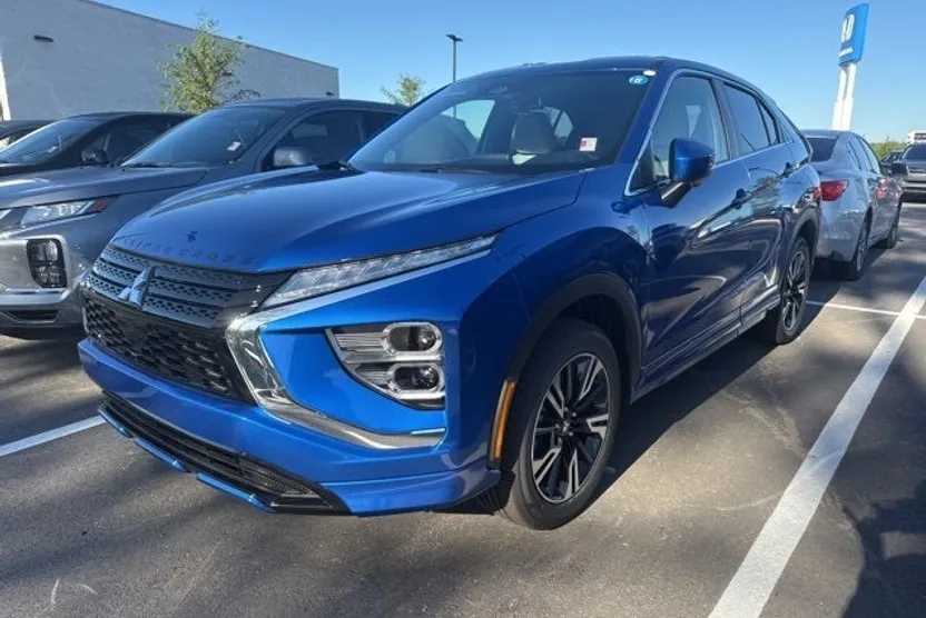 2025 Mitsubishi Eclipse Cross SEL photo 1