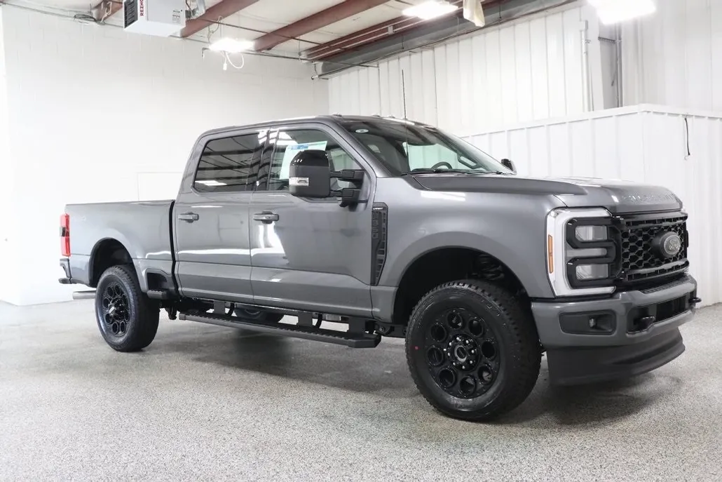 2026 Ford F-350 photo 1