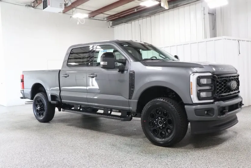 2026 Ford F-350 photo 1