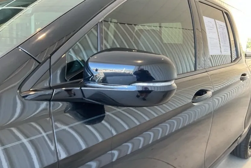 2023 Honda Ridgeline Black Edition photo 1