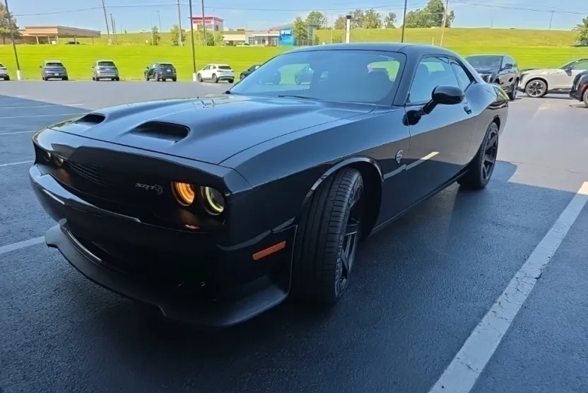 2020 Dodge Challenger SRT8 Hellcat photo 1