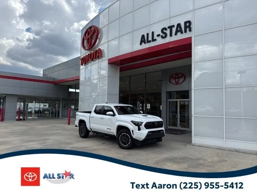 2025 Toyota Tacoma TRD Sport photo 1