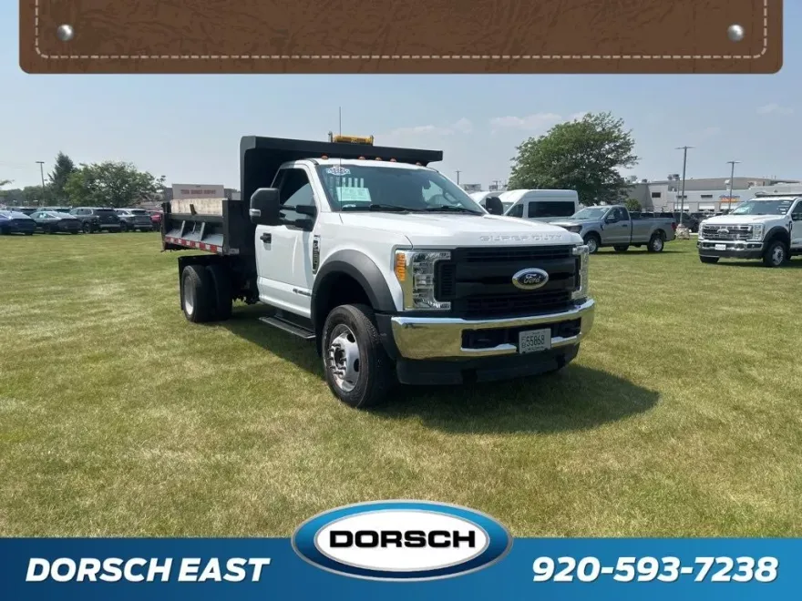 2017 Ford F-550 photo 1