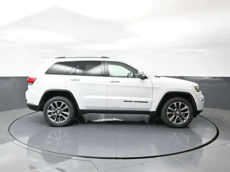 2018 Jeep Grand Cherokee Limited photo 1
