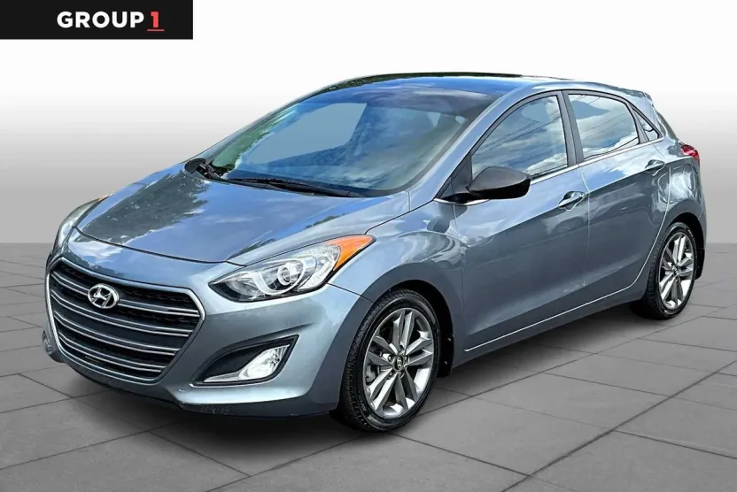 2016 Hyundai Elantra GT photo 1