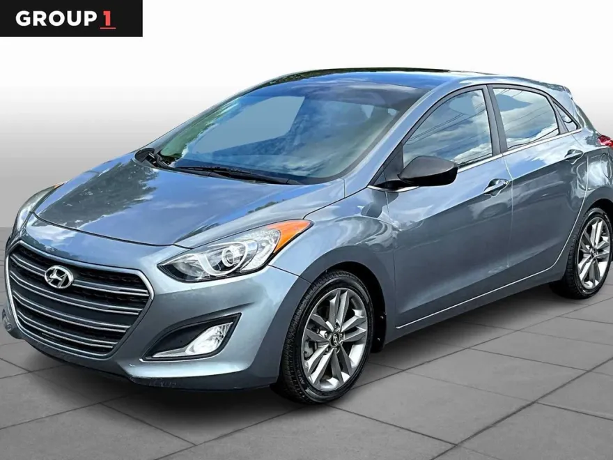 2016 Hyundai Elantra GT photo 1