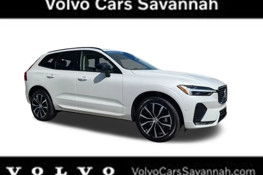 2025 Volvo XC60 B5 Plus photo 1
