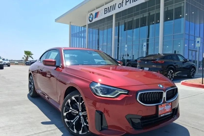 2025 Bmw 230i xDrive photo 1