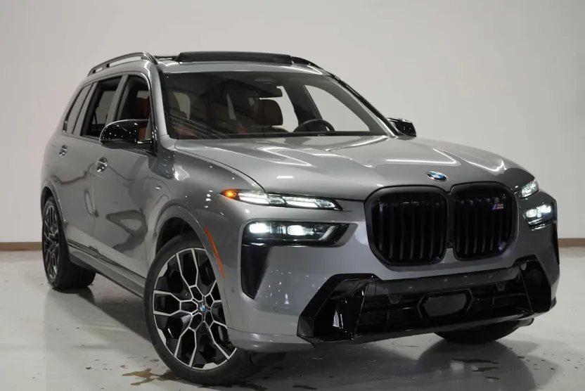 2025 Bmw X7 M60i photo 1