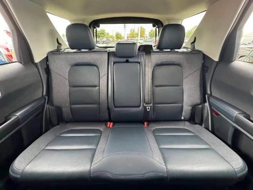 2021 Ford Bronco Outer Banks photo 1