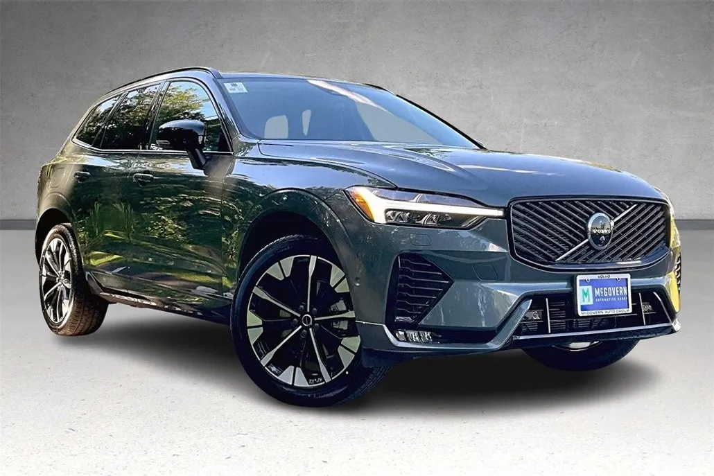 2026 Volvo XC60 B5 Plus photo 1