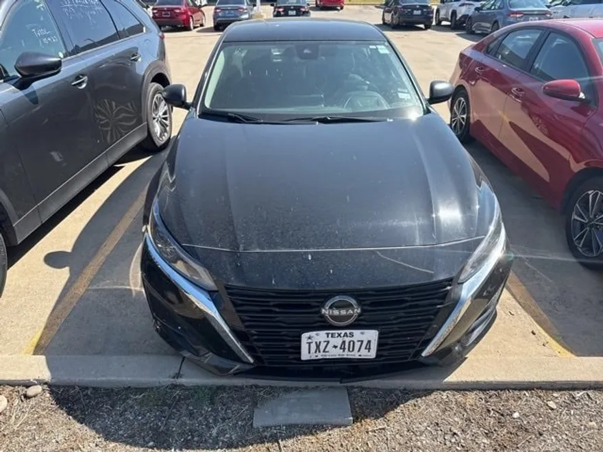 2024 Nissan Altima 2.5 SV photo 1