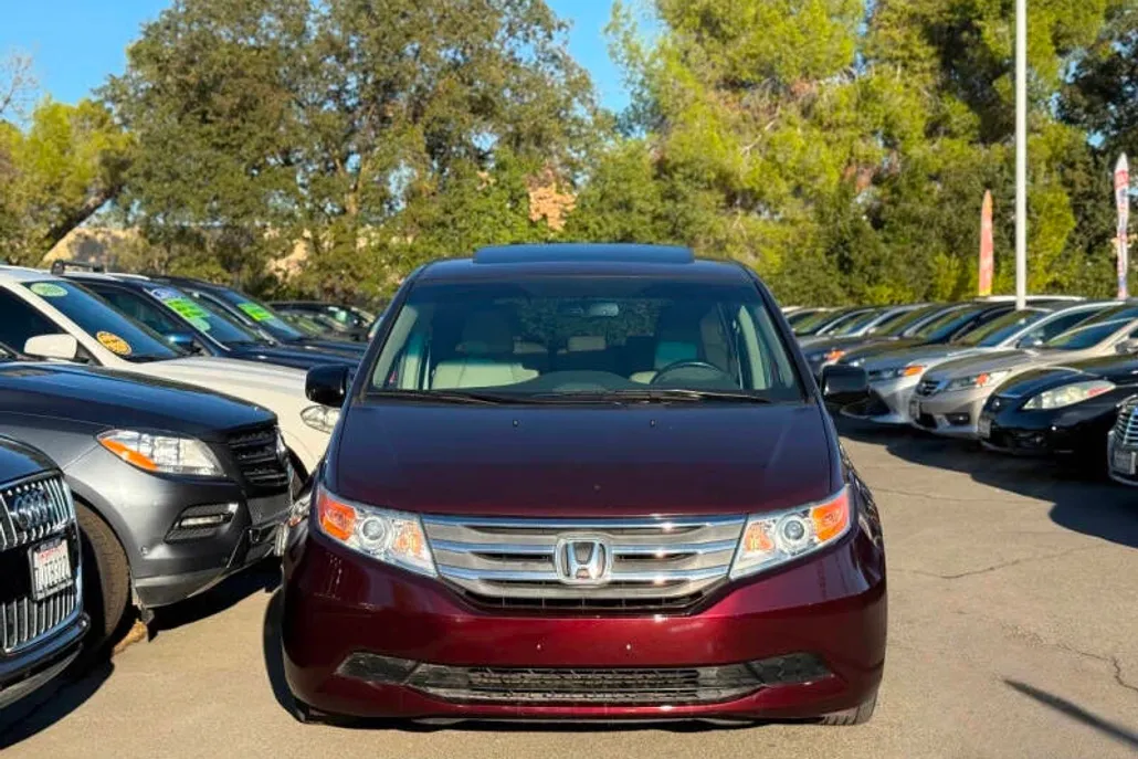 2012 Honda Odyssey EX-L photo 1