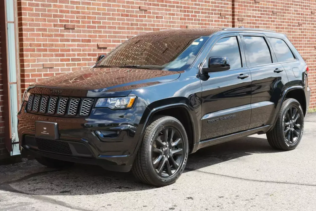 2021 Jeep Grand Cherokee Laredo X photo 1