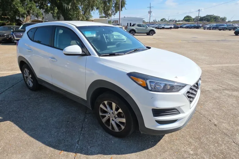 2021 Hyundai Tucson SE photo 1