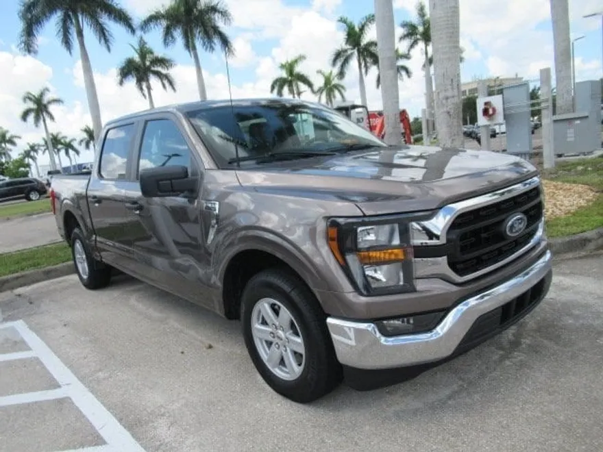 2023 Ford F-150 XLT photo 1