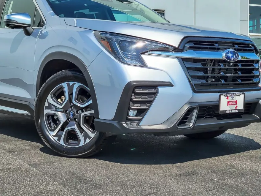 2023 Subaru Ascent Limited photo 1