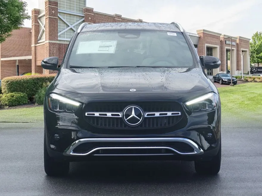 2026 Mercedes Benz GLA 250 photo 1