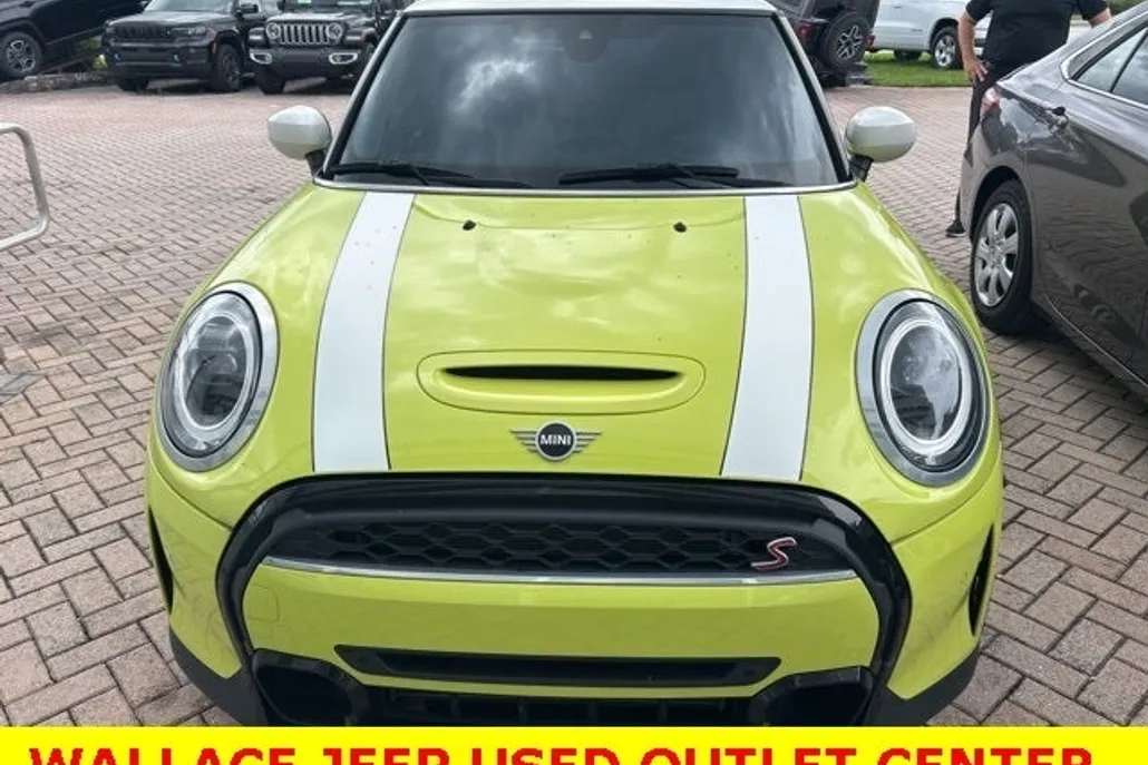 2024 Mini Cooper 2 Door Hardtop S photo 1