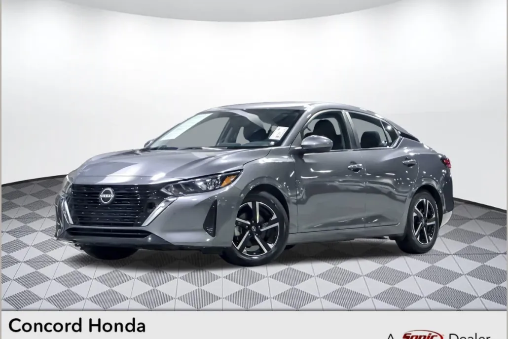 2024 Nissan Sentra SV photo 1