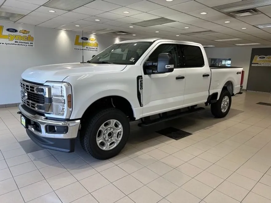 2026 Ford F-250 XLT photo 1