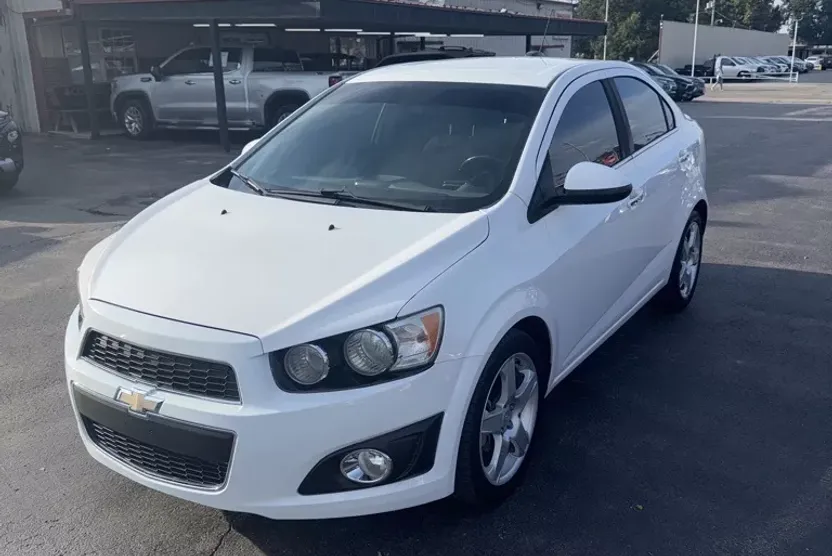 2015 Chevrolet Sonic LTZ photo 1