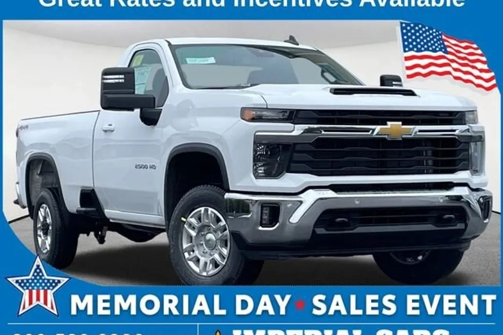 2025 Chevrolet Silverado 2500HD LT photo 1