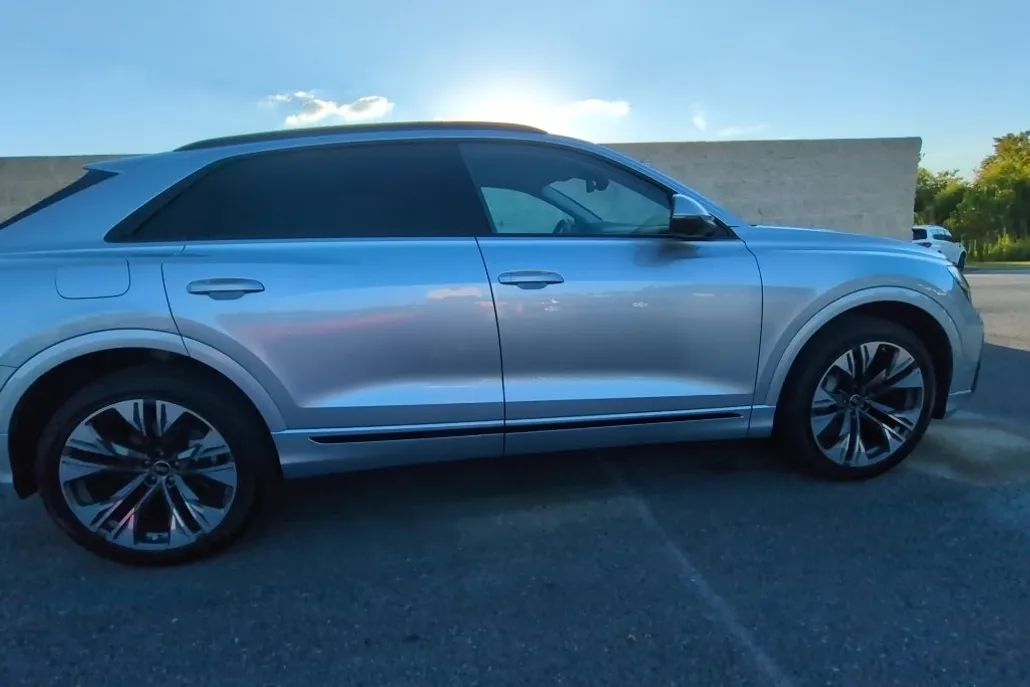 2025 Audi Q8 55 Premium photo 1