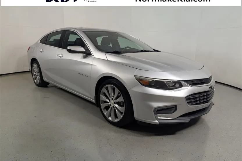 2017 Chevrolet Malibu Premier photo 1
