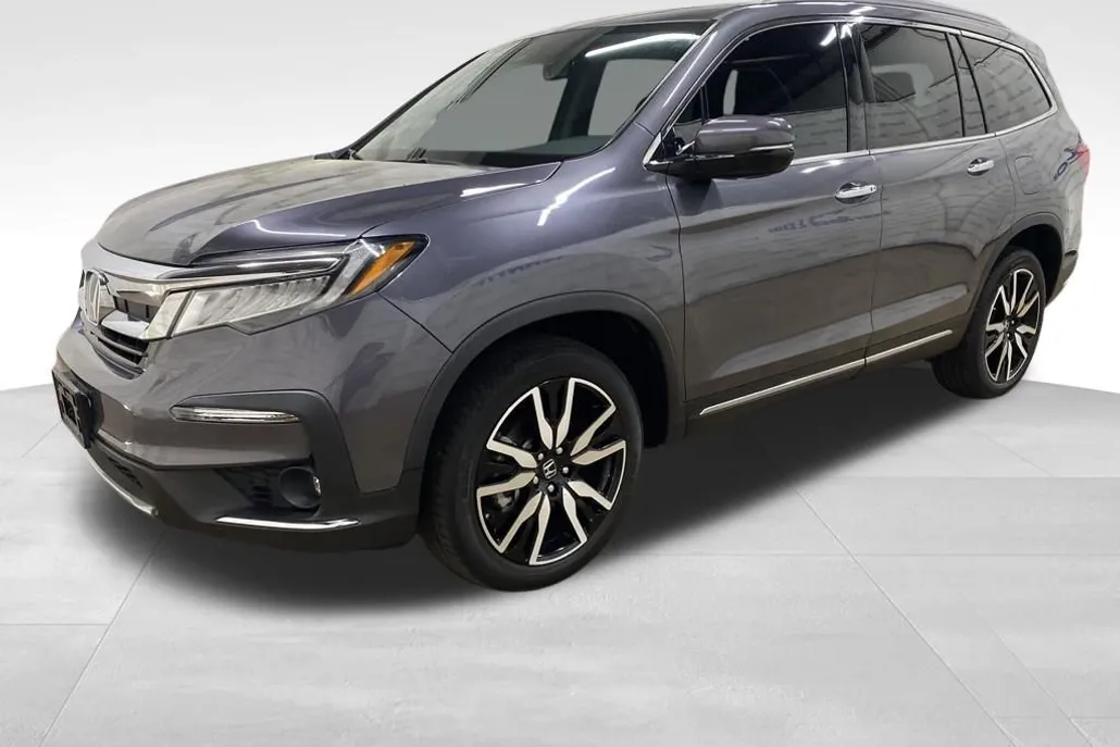 2022 Honda Pilot Touring photo 1